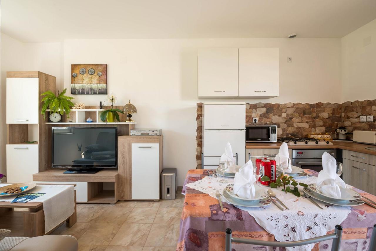 Loborika Apartment Radeki Glavica 112B מראה חיצוני תמונה